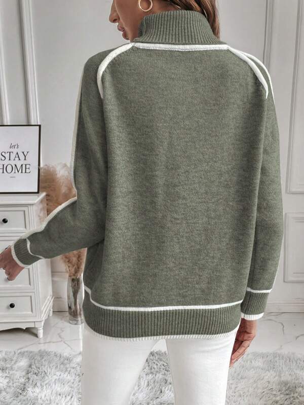 Lira - Chic and Cozy Fleece-Lined Hoodie